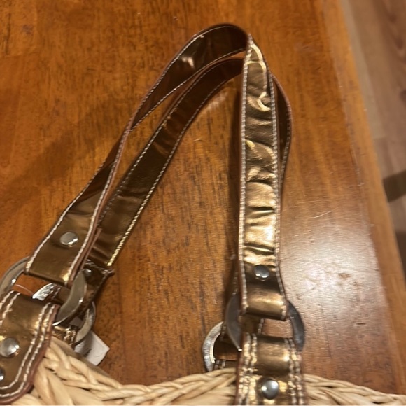 NWT Straw Bag with Belt - Picture 5 of 6